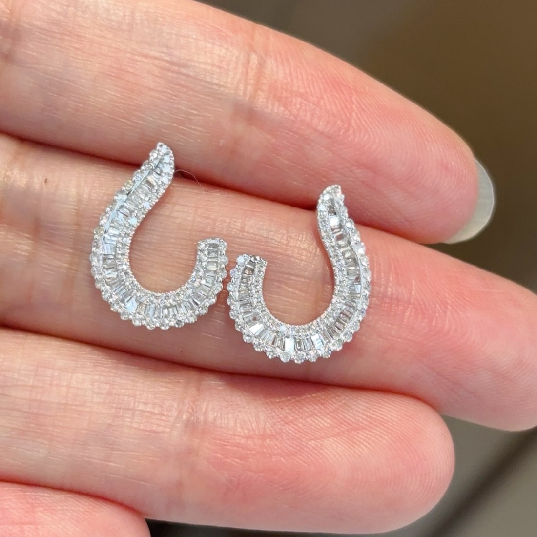 14k Gold 0.62 Ct Natural H Diamond Earrings - 4
