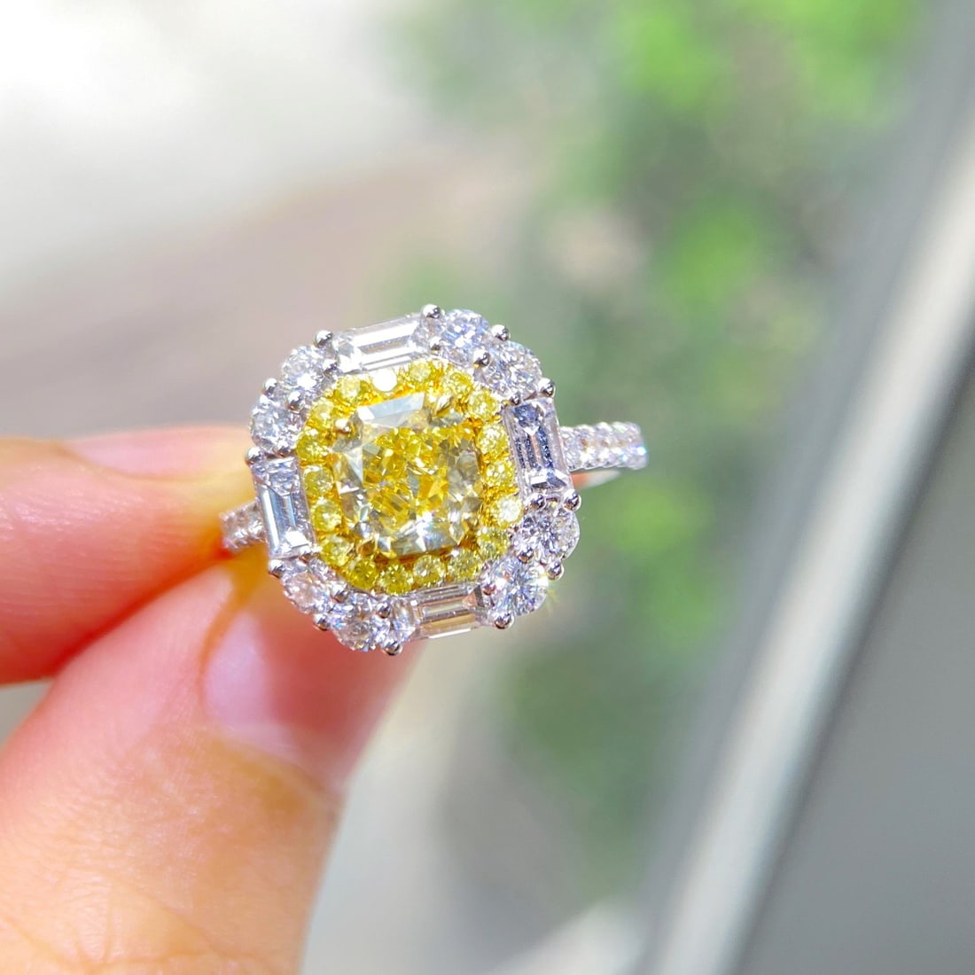 Gia Certified 14k Gold 2.39 Ctw Natural Yellow Diamond & Diamond Ring - 2