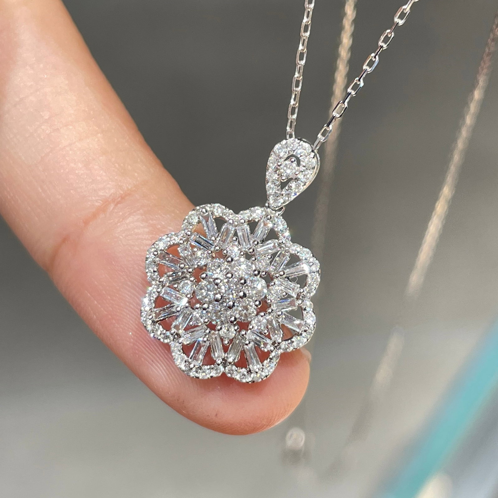 14k Gold 0.60 Ct Natural H Diamond Pendant( Without Chain ) - 2