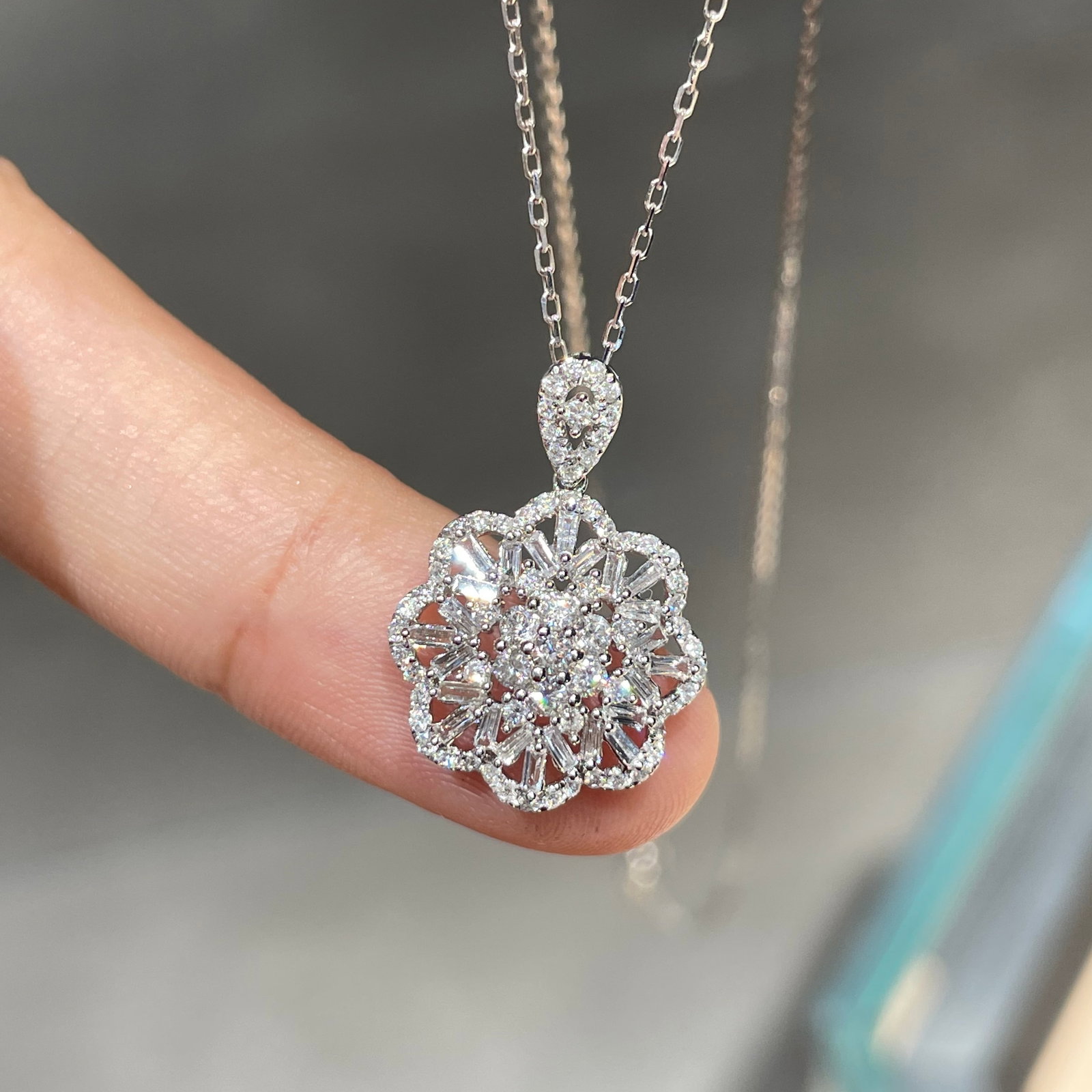 14k Gold 0.60 Ct Natural H Diamond Pendant( Without Chain ) - 3