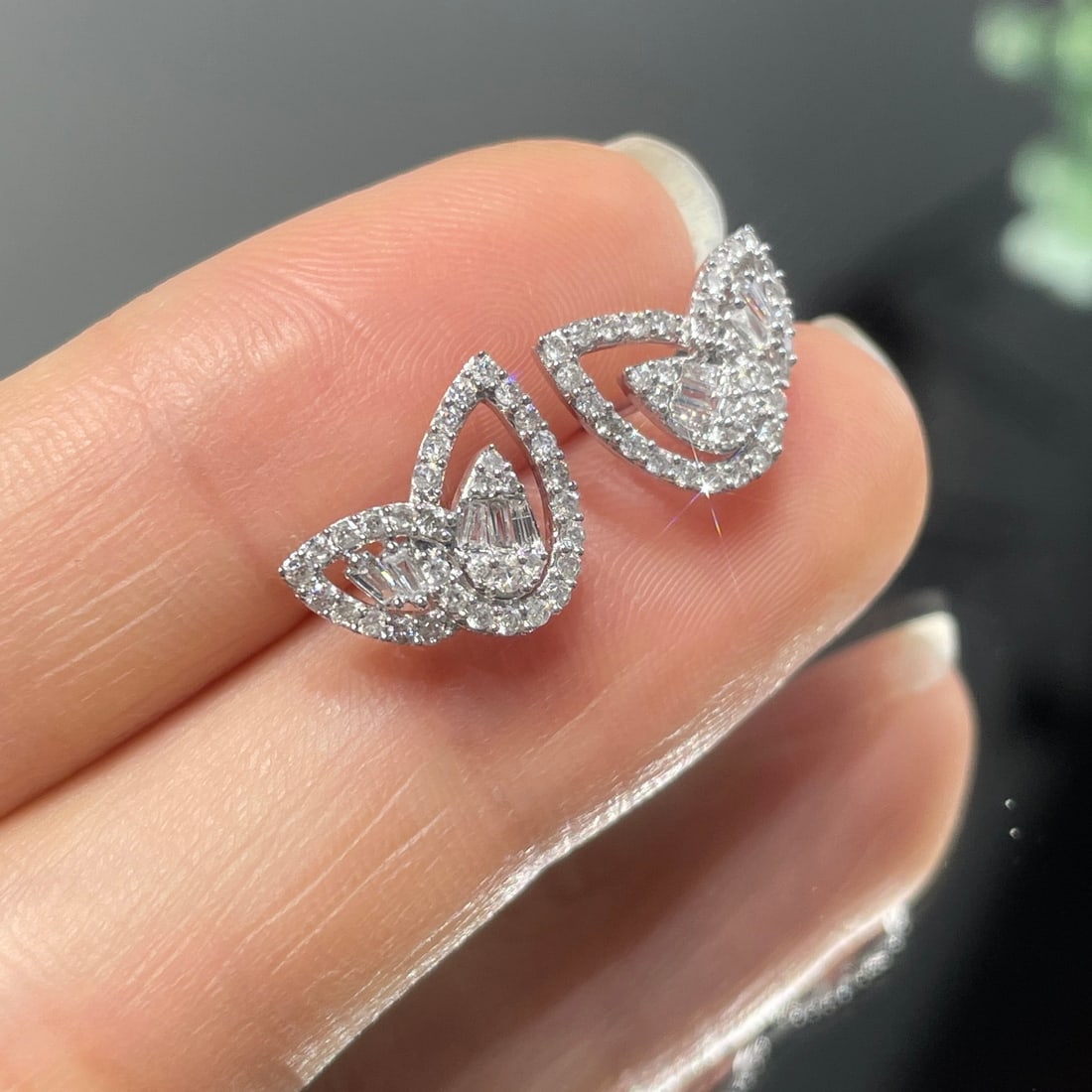 14k Gold 0.45 Ct Natural H Diamond Earrings - 2