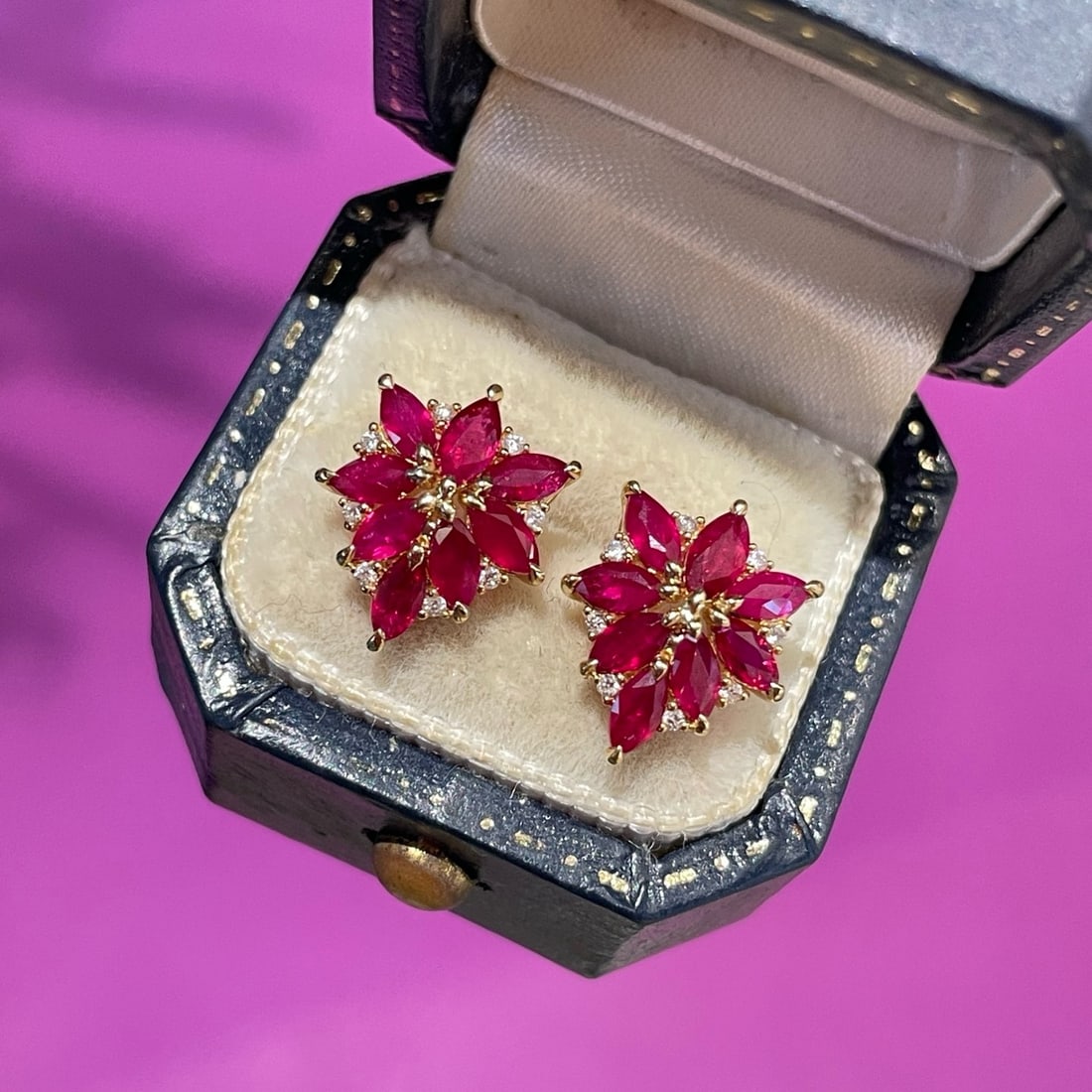 14k Gold 1.5 Ct Natural Ruby & Diamond Earrings: Ref:231104431 // gold content:14k gold // main gemstone:ruby // shape:marquise // carat weight:1. 5ct // color:red // treatment:natural // // adjacent gemstone 2 : diamond // shape:round // clarity