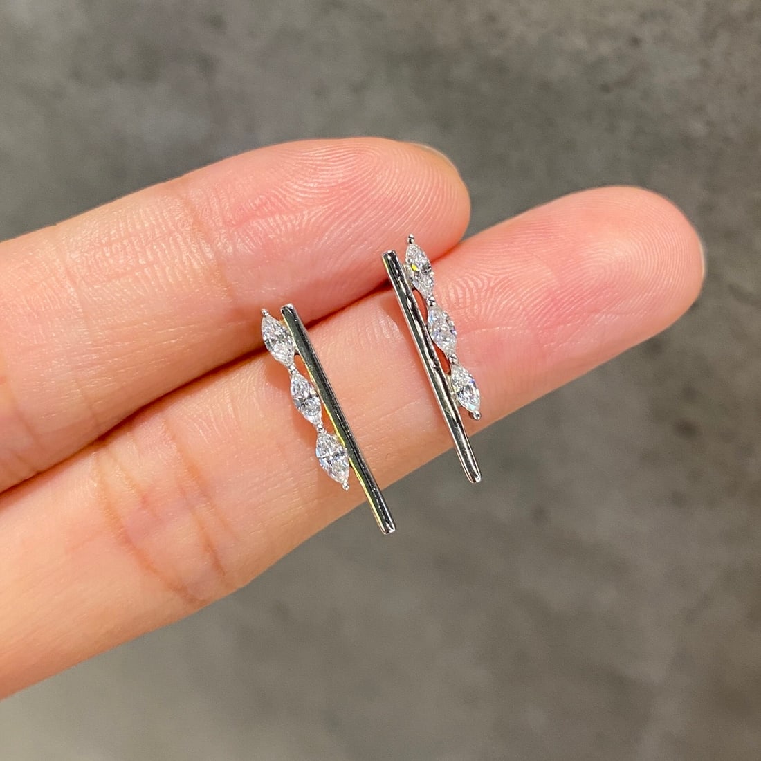 14k Gold 0.38 Ct Natural H Diamond Earrings - 3