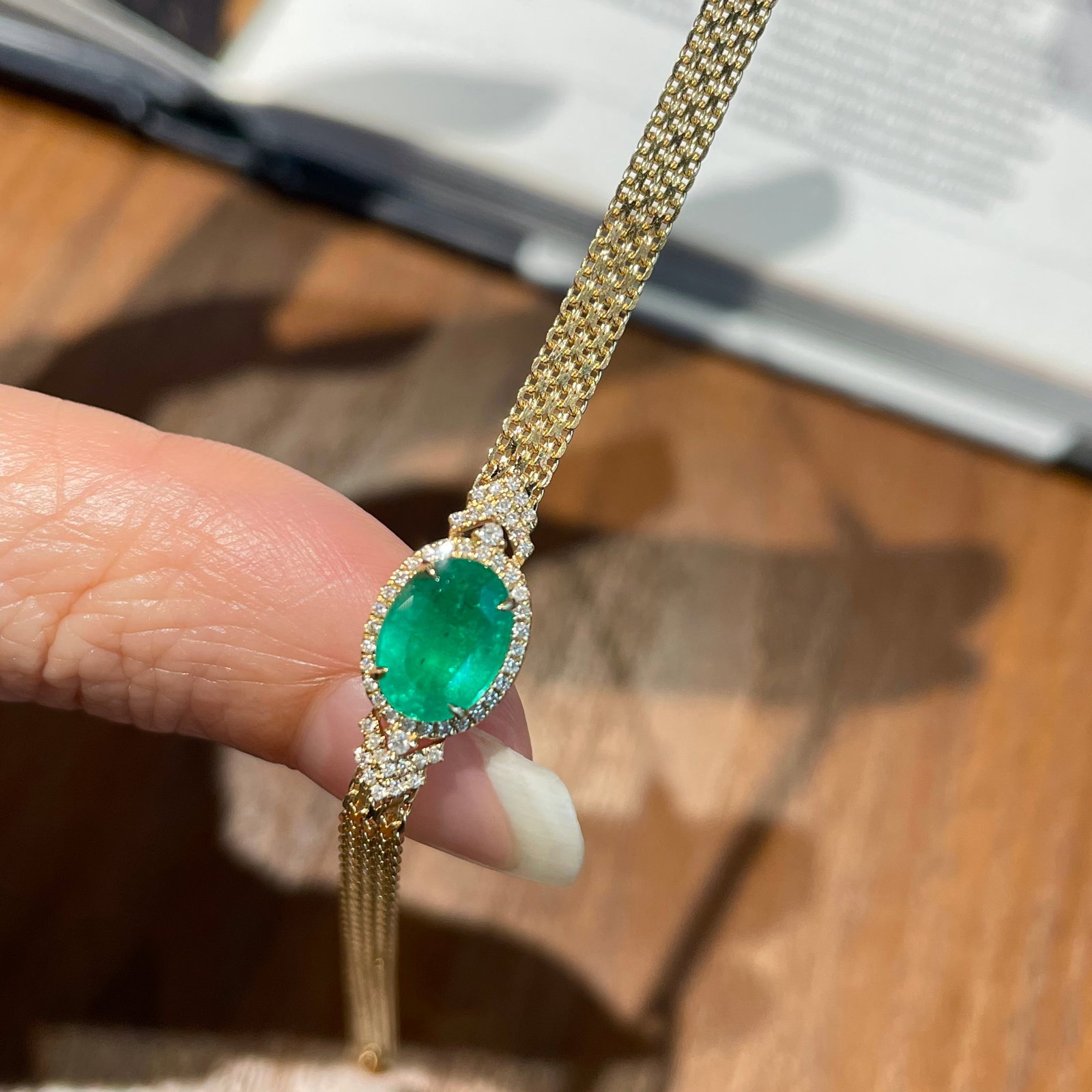 14k Gold 1.10 Ct Natural Emerald & Diamond Bracelet - 3