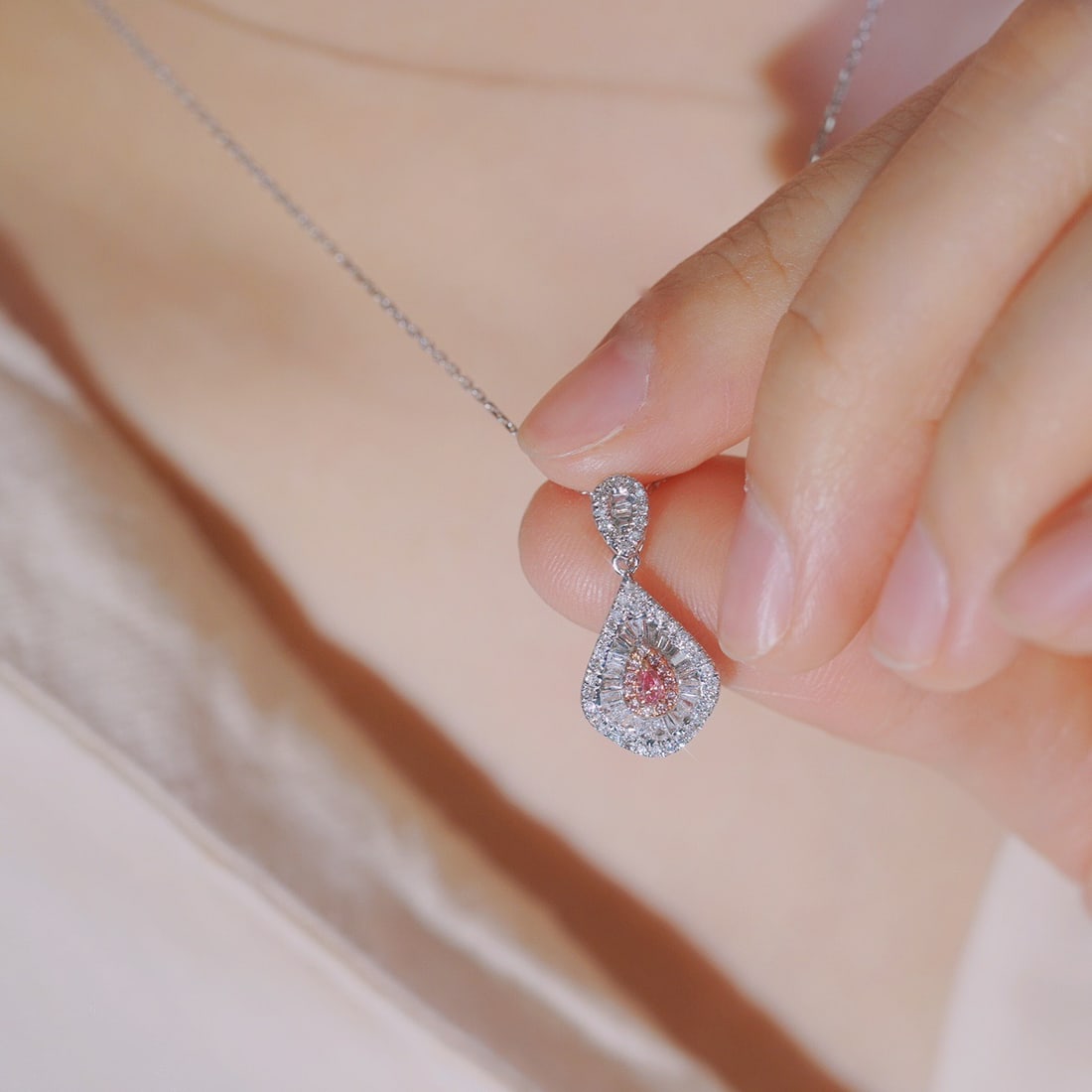 14k Gold 0.45 Ctw Natural Pink Diamond & Diamond Necklace - 4