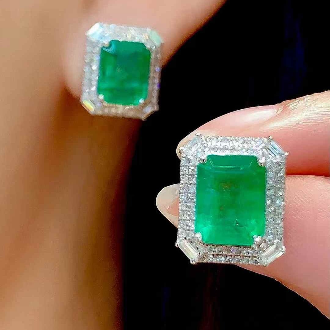 14k Gold 5.1 Ct Vivid Green Natural Emerald & Diamond Earrings - 4