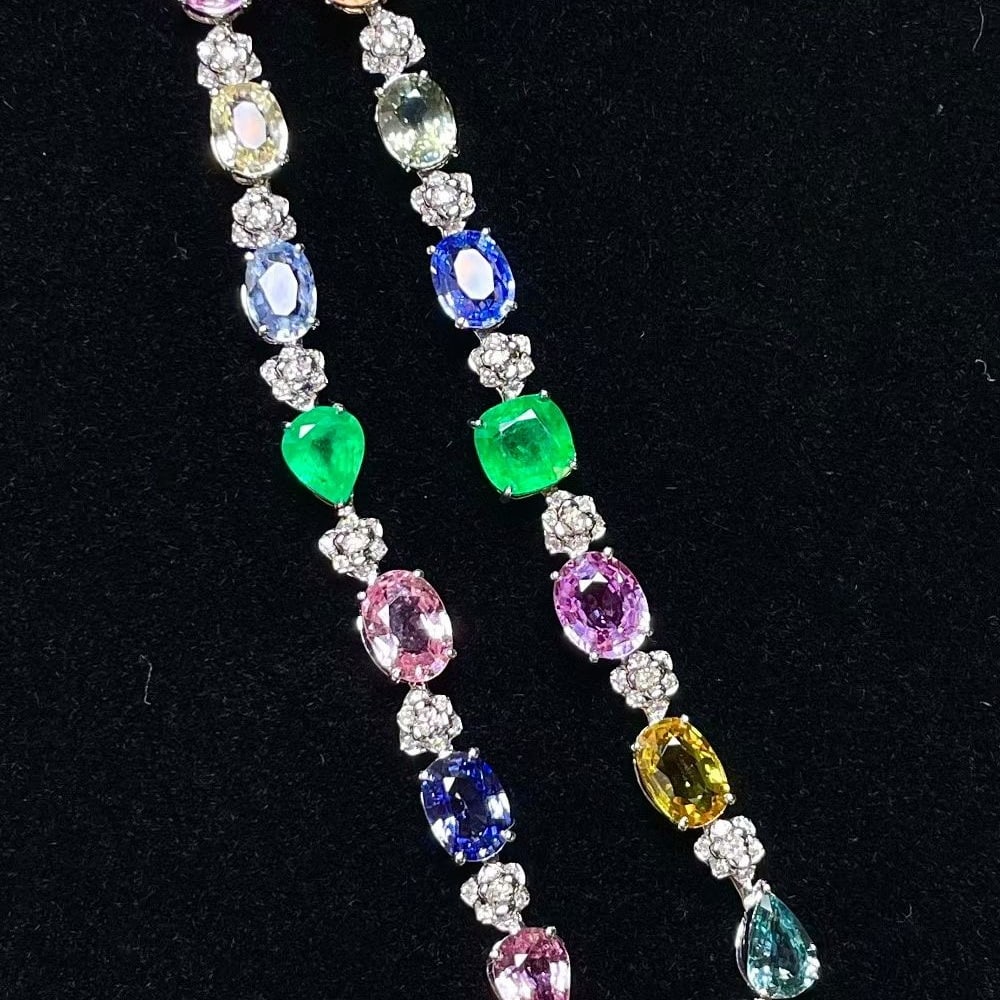 14k Gold 10.8 Ctw Natural Sapphire & Emerald Necklace - 4