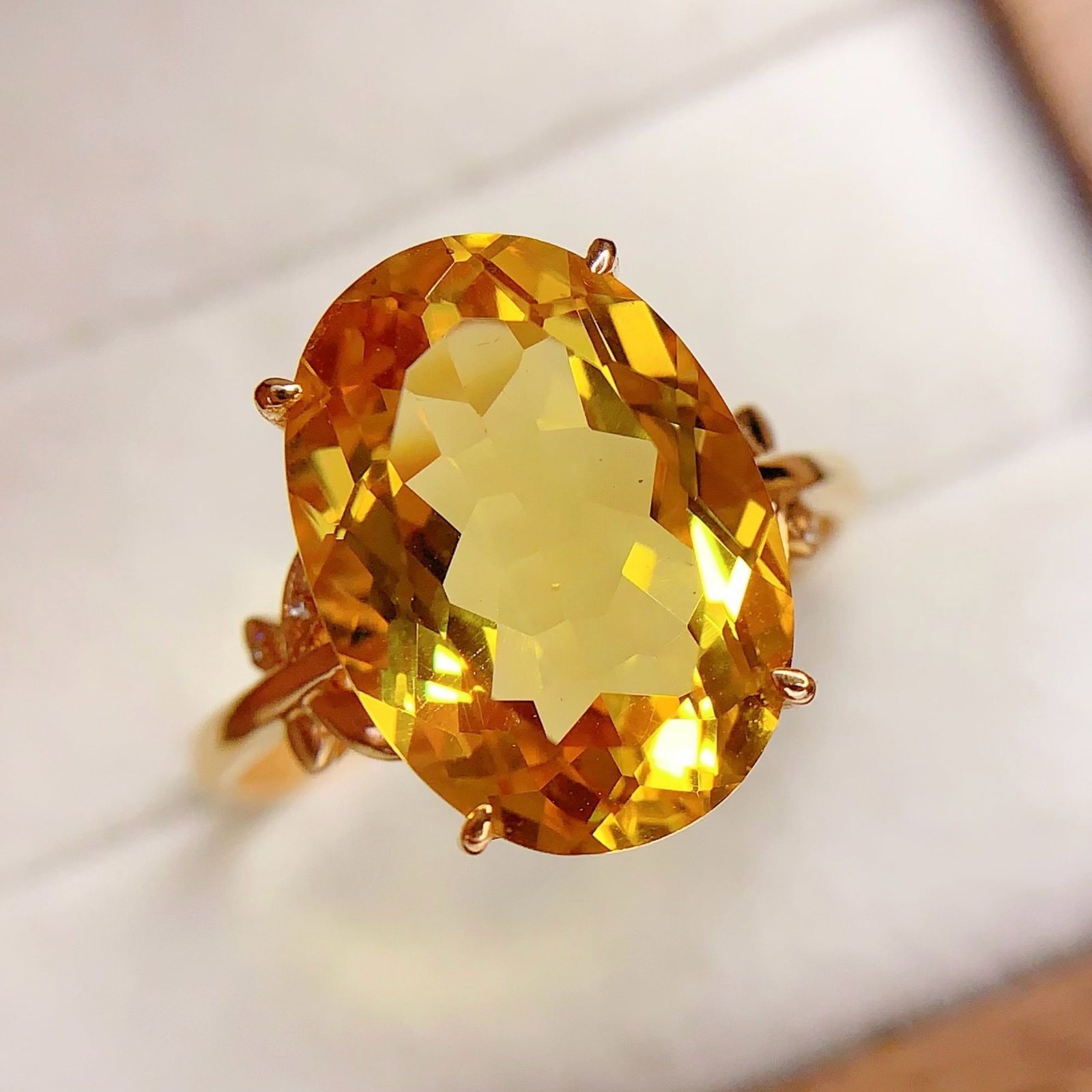 14k Gold 5.00 Ct Natural Citrine & Diamond Ring: Ref:231105220 // gold content:14k gold // ring size:7. 25us // // main gemstone:citrine // shape:oval // carat weight:5. 00ct // color:yellow // treatment:natural // // adjacent gemstone 2 : diamond