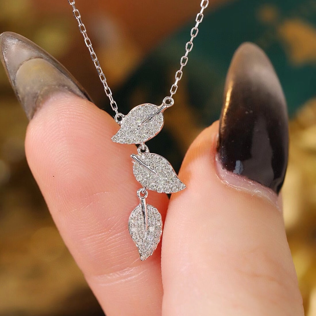 14k Gold 0.2 Ct Natural H Diamond Necklace - 2