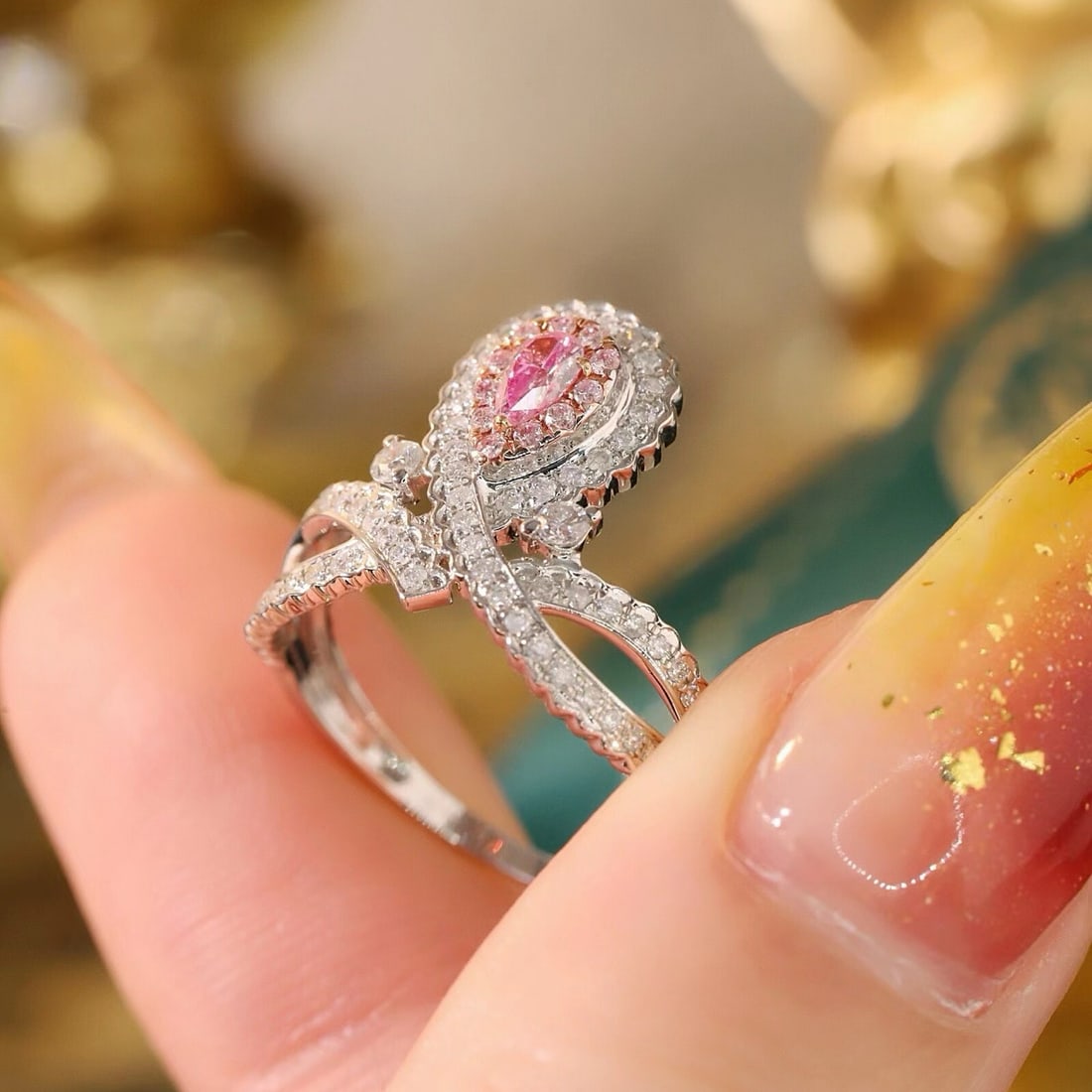 14k Gold 0.58 Ctw Natural Pink Diamond & Diamond Ring - 8