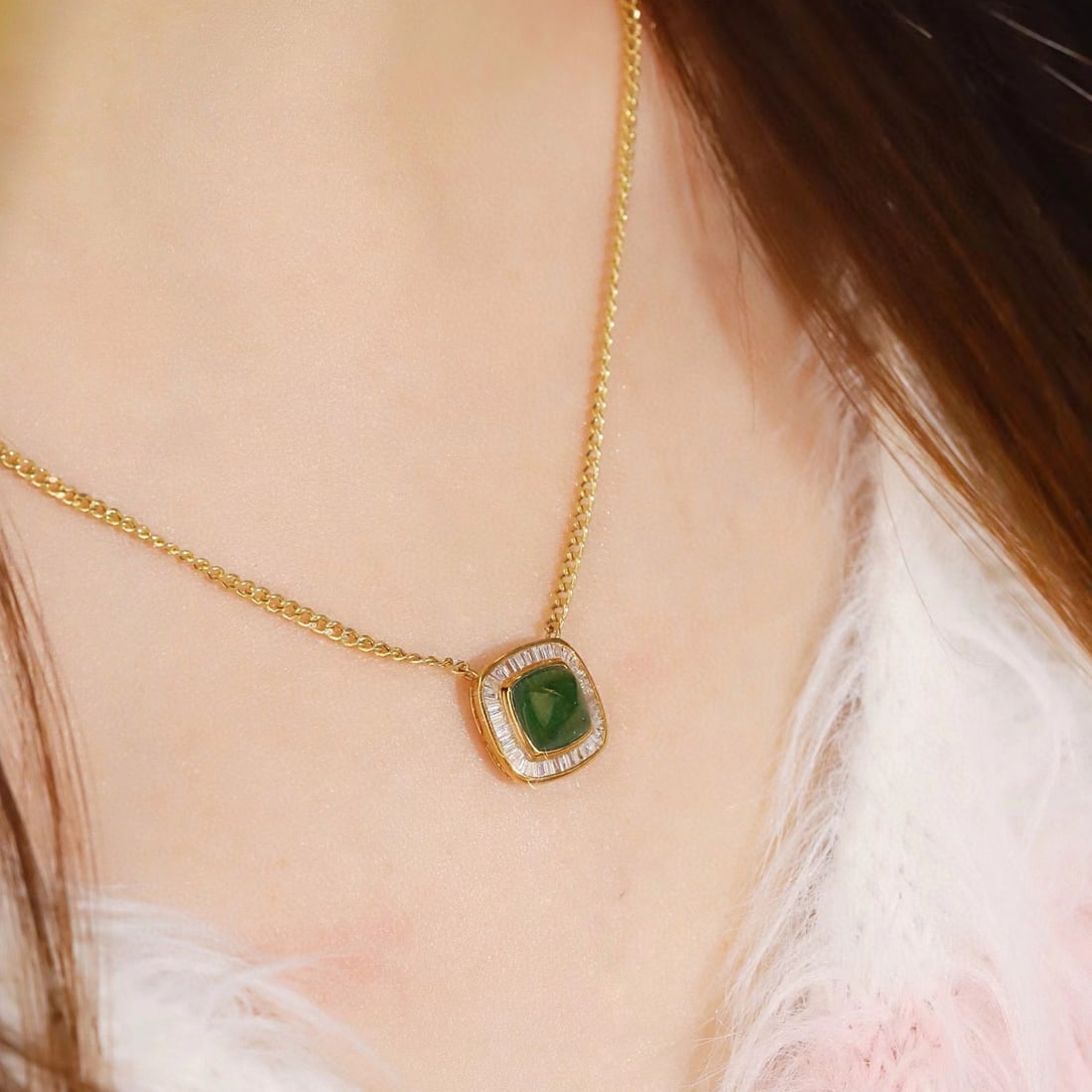 14k Gold 2.1 Ctw Natural Emerald & Diamond Necklace - 8