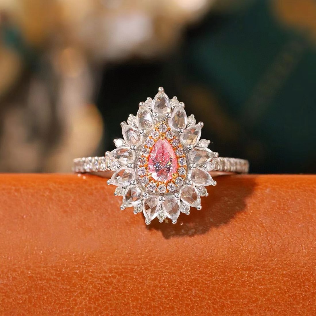 14k Gold 0.45 Ctw Natural Pink Diamond & Diamond Ring: Ref:231105257 // gold content:14k gold // ring size:7. 25us // // main gemstone:pink diamond // shape:pear // carat weight:0. 20ct // color:pink // treatment:natural // // adjacent gemstone 2 : diamon