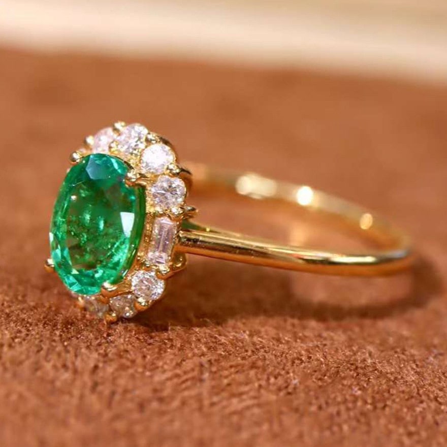 14k Gold 0.96 Ctw Vivid Green Natural Emerald & Diamond Ring - 3