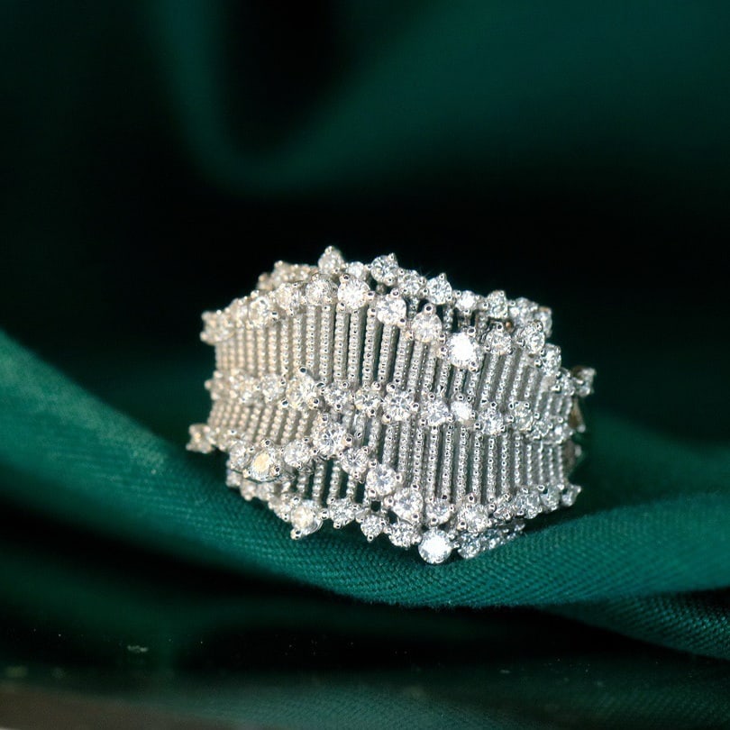 14k Gold 0.8 Ct Natural H Diamond Ring: Ref:231106046 // gold content:14k gold // ring size:7. 25us // // main gemstone:diamond // shape:round // carat weight:0. 8ct // clarity grade:vs-si // color:h // treatment:natural // cut grade:g //