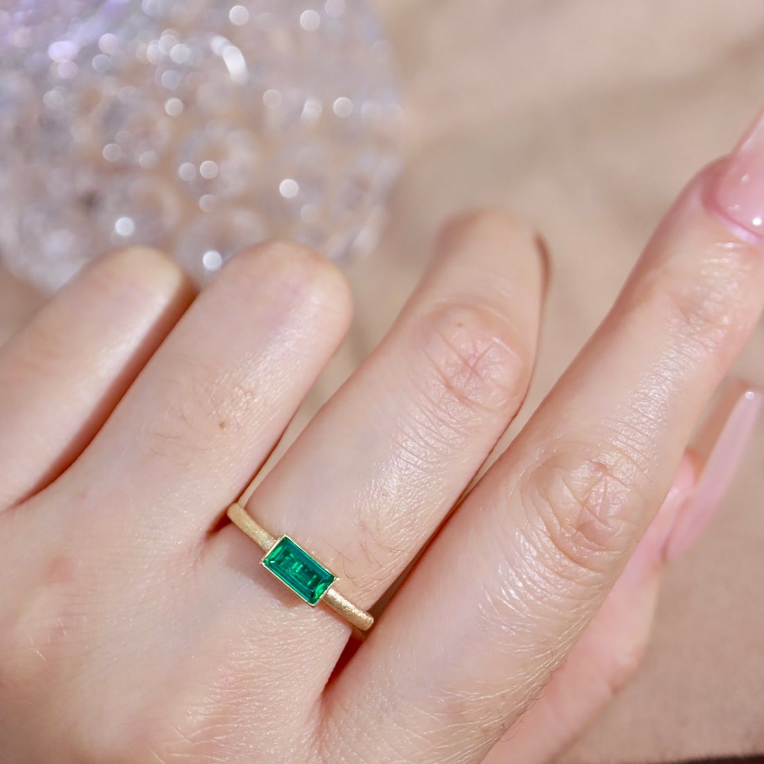 14k Gold 0.45 Ct Natural Emerald Ring - 8