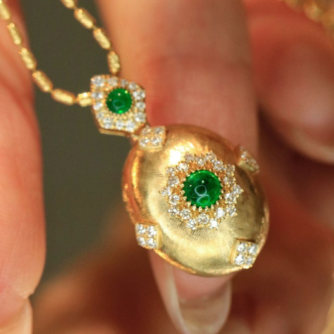 14k Gold 0.63 Ctw Vivid Green Natural Emerald & Diamond Pendant( Without Chain ) - 5