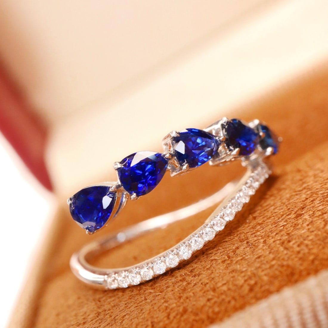 14k Gold 1.11 Ctw Natural Sapphire & Diamond Ring - 4