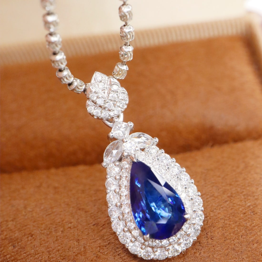 14k Gold 2.14 Ctw Natural Sapphire & Diamond Pendant( Without Chain ) - 3