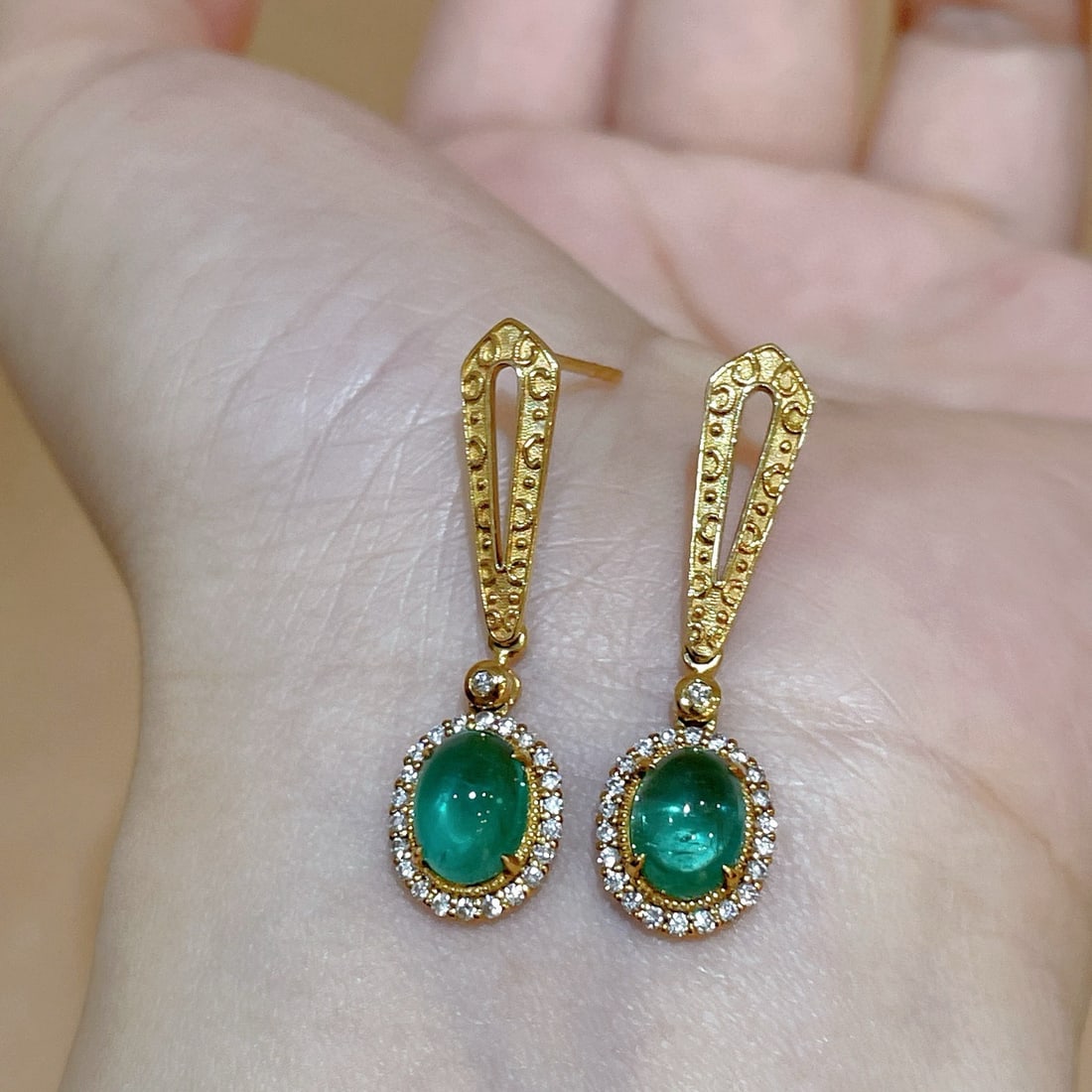 14k Gold 2.89 Ctw Natural Emerald & Diamond Earrings - 5