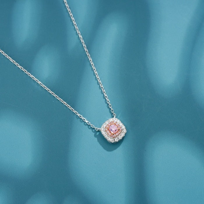 14k Gold 0.33 Ctw Natural Pink Diamond & Diamond Necklace: Ref:231106198 // gold content:14k gold // main gemstone:pink diamond // shape:cushion // carat weight:0. 14ct // color:pink // treatment:natural // // adjacent gemstone 2 : diamond // shape:round //