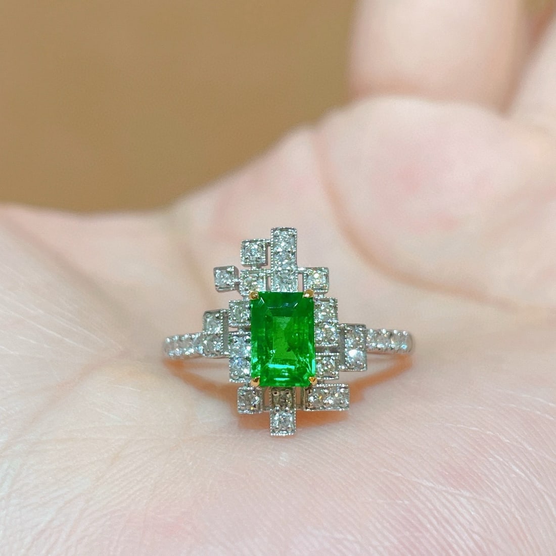 14k Gold 0.99 Ctw Vivid Green Natural Emerald & Diamond Ring: Ref:231106213 // gold content:14k gold // ring size:7. 25us // // main gemstone:emerald // shape:octagonal // carat weight:0. 67ct // color:vivid green // treatment:natural // // adjacent gemstone 2