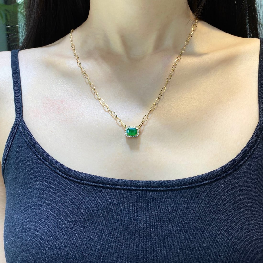 14k Gold 2.18 Ctw Vivid Green Natural Emerald & Diamond Necklace - 3