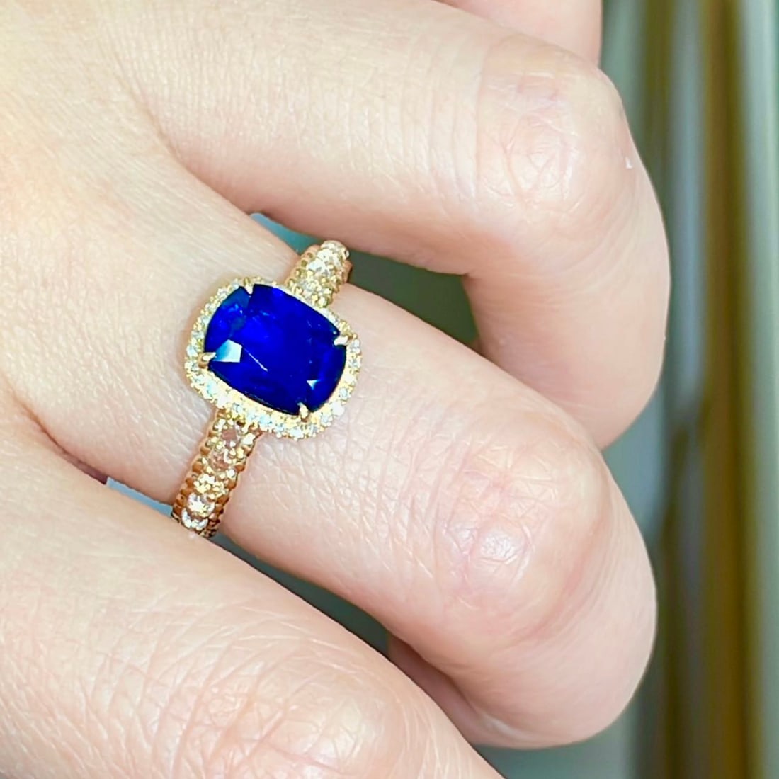 14k Gold 2.32 Ct Natural Sapphire & Diamond & Sapphire Ring - 4