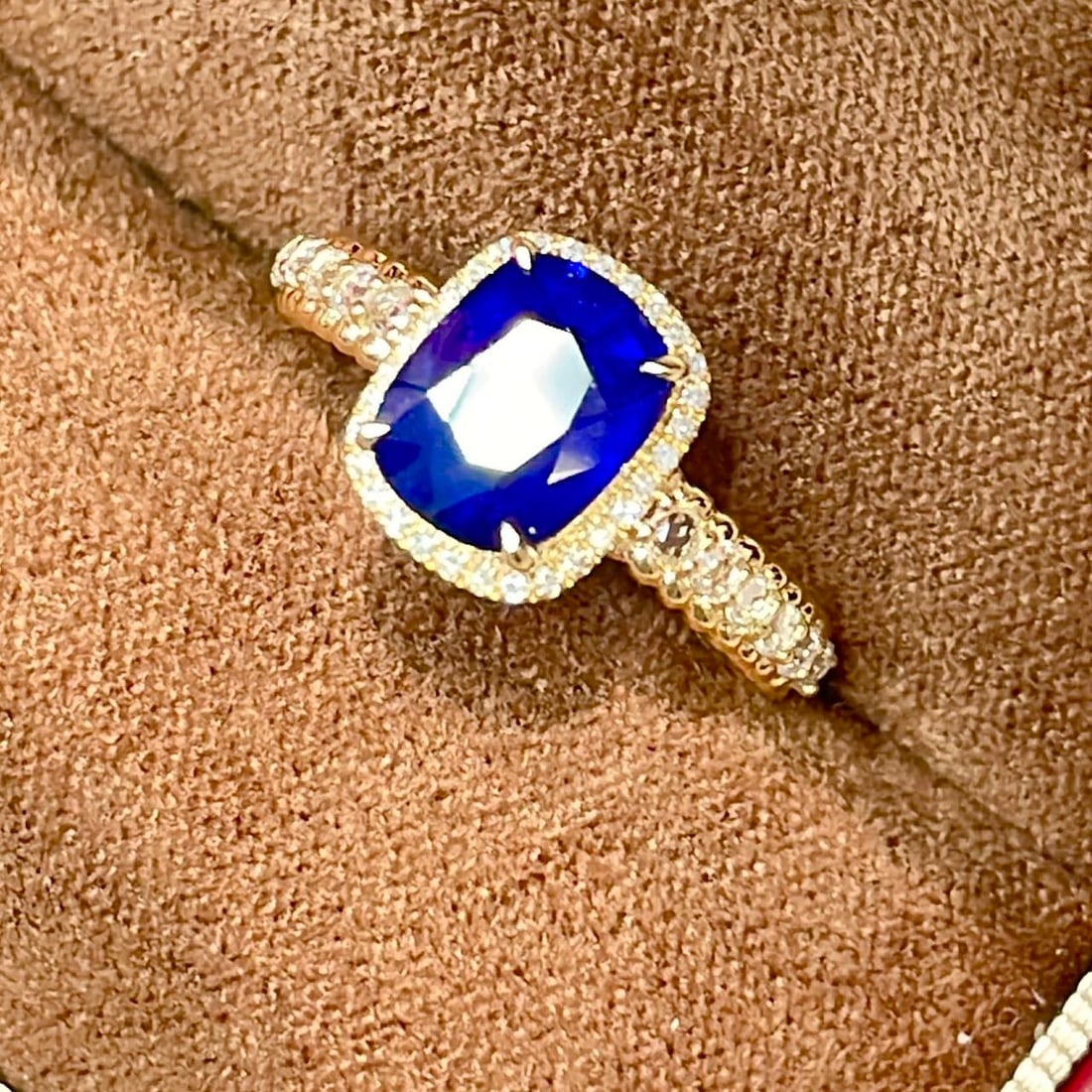 14k Gold 2.32 Ct Natural Sapphire & Diamond & Sapphire Ring - 5