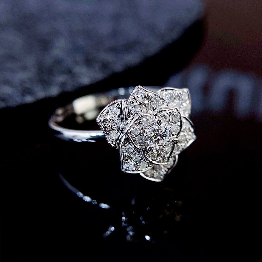14k Gold 0.3 Ct Natural H Diamond Ring - 4