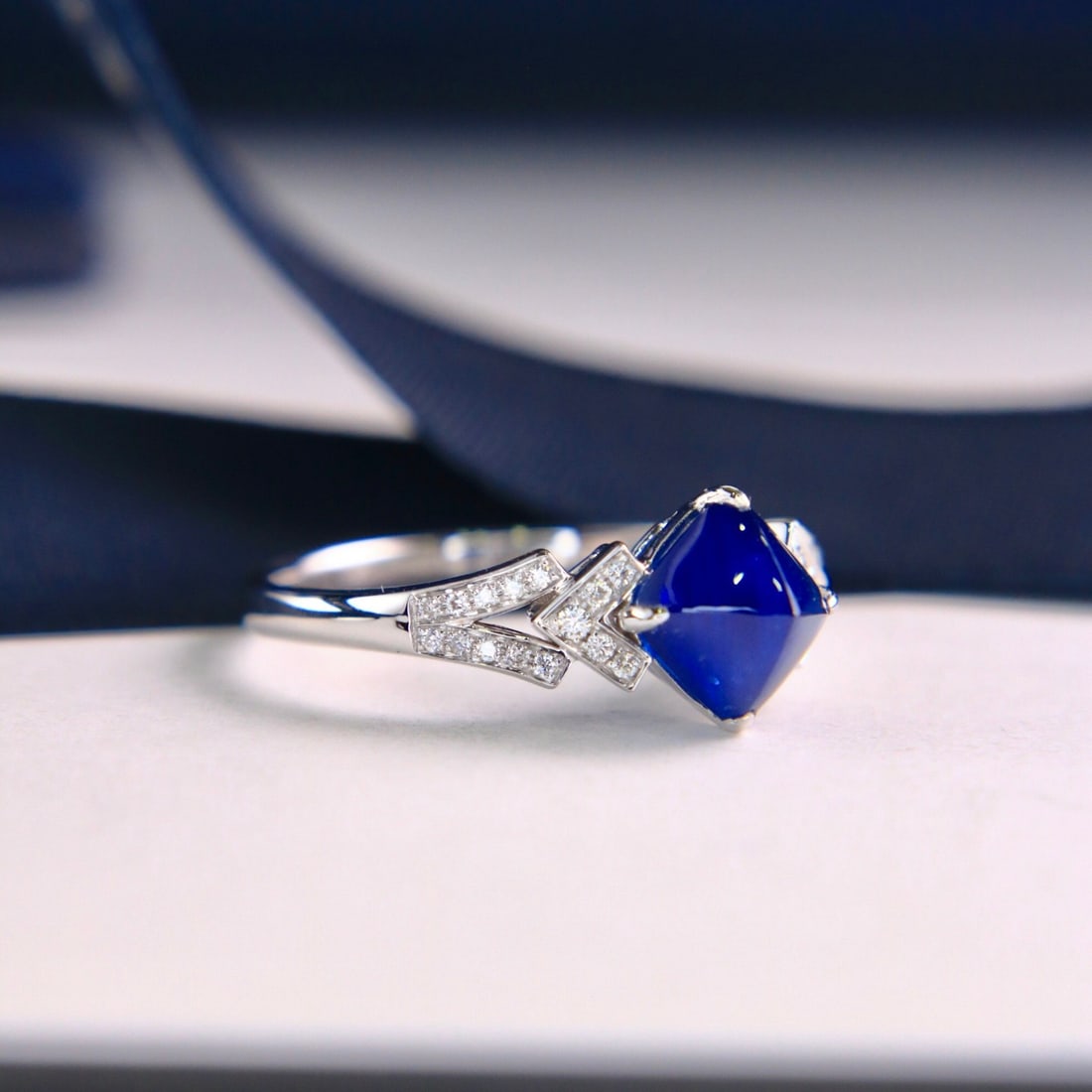 14k Gold 2.25 Ctw Natural Sapphire & Diamond Ring - 6