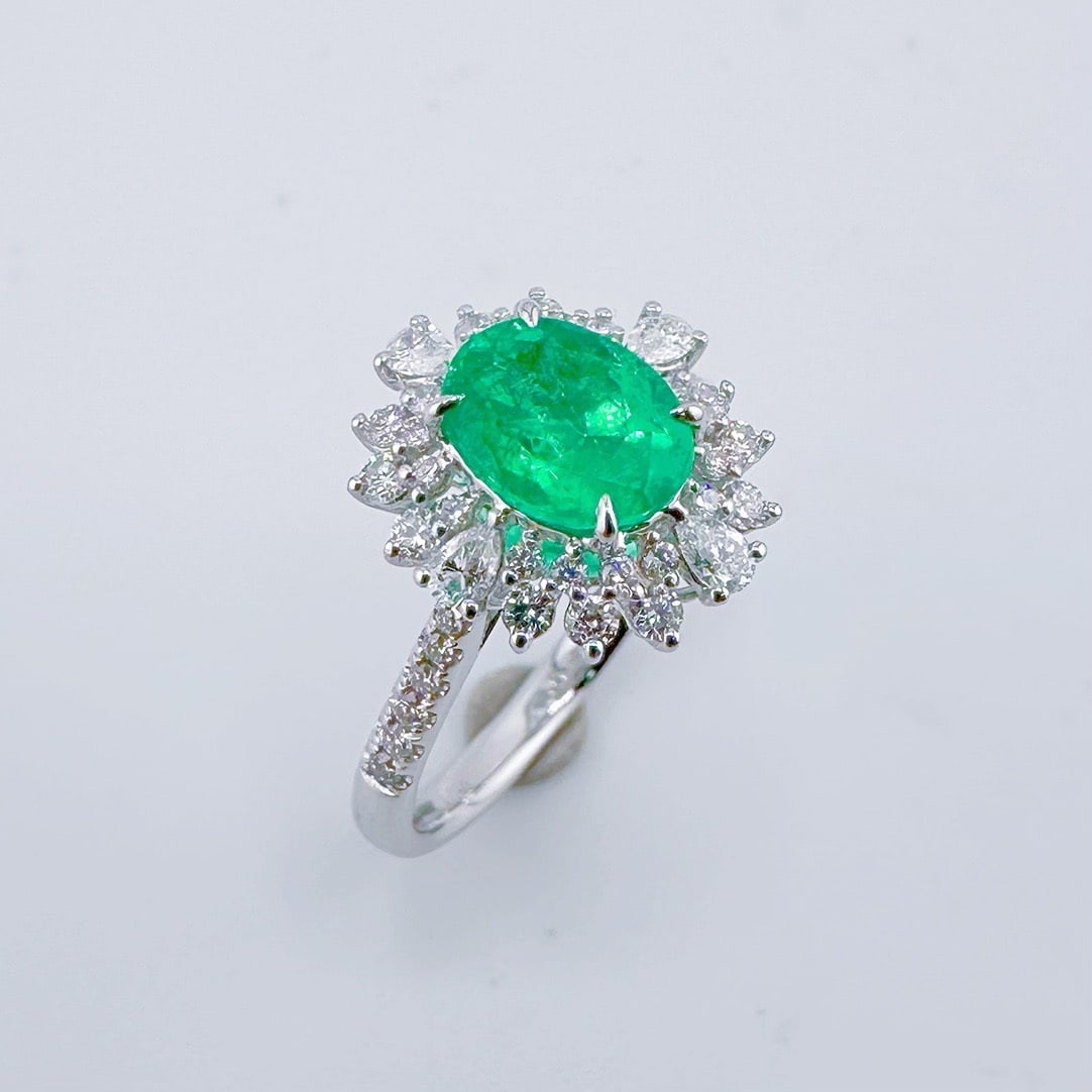 14k Gold 2.10 Ctw Natural Emerald & Diamond Ring - 2
