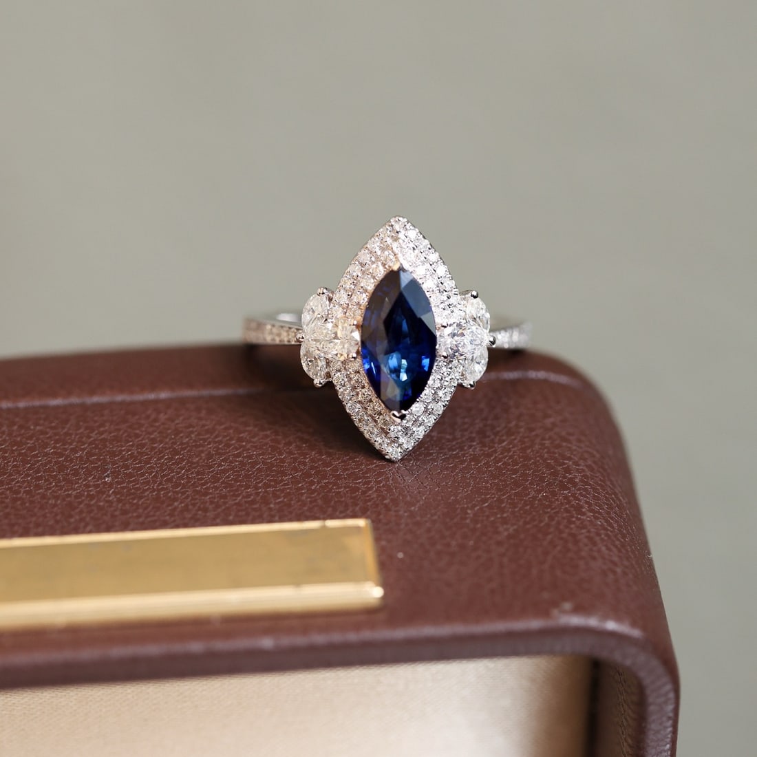 14k Gold 1.99 Ctw Natural Sapphire & Diamond Ring - 3