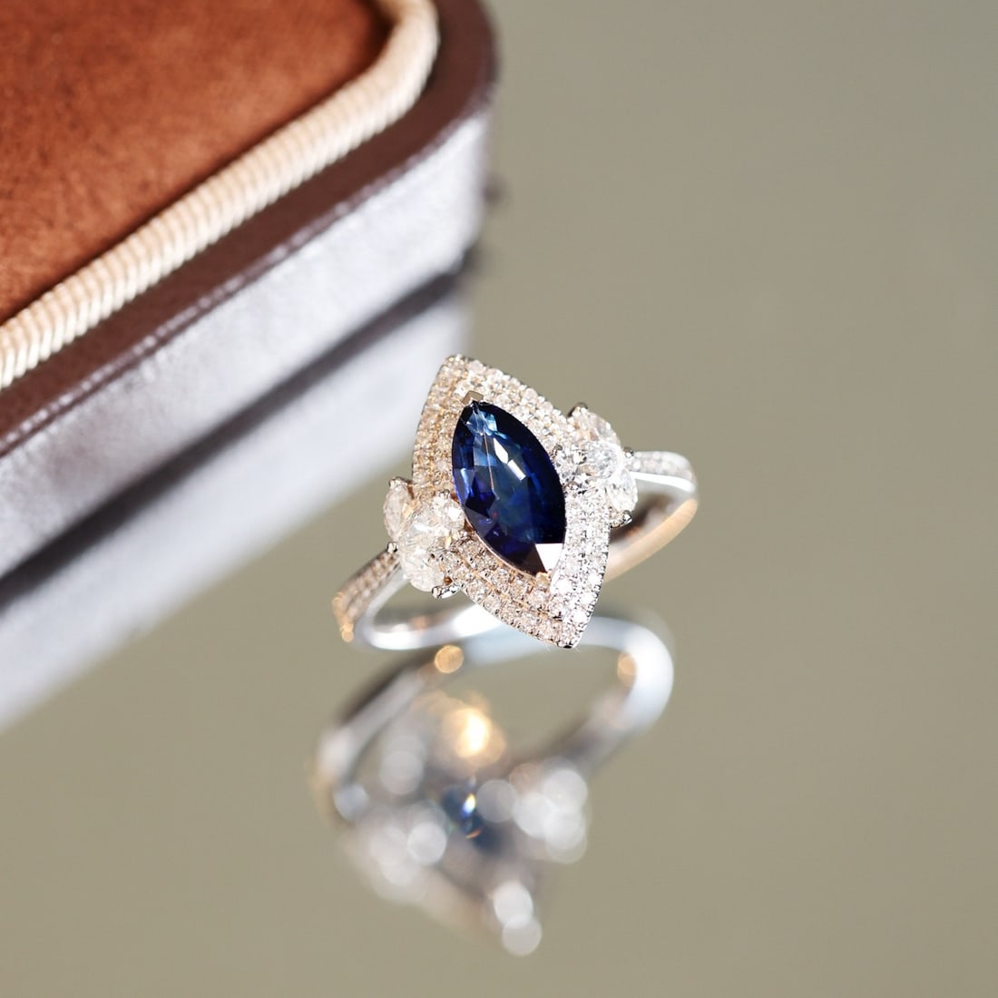 14k Gold 1.99 Ctw Natural Sapphire & Diamond Ring - 6