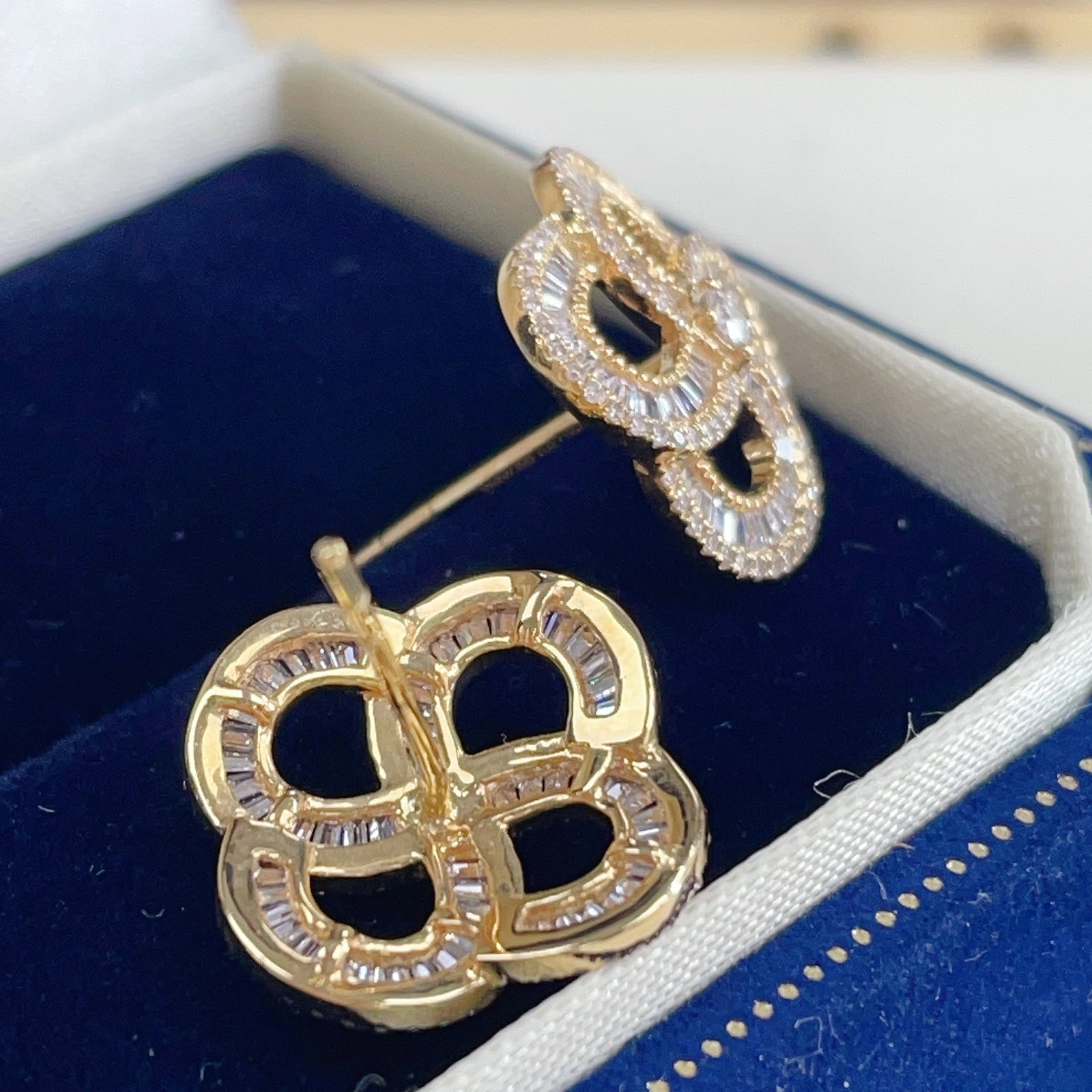 14k Gold 1.06 Ct Natural H Diamond Earrings - 4