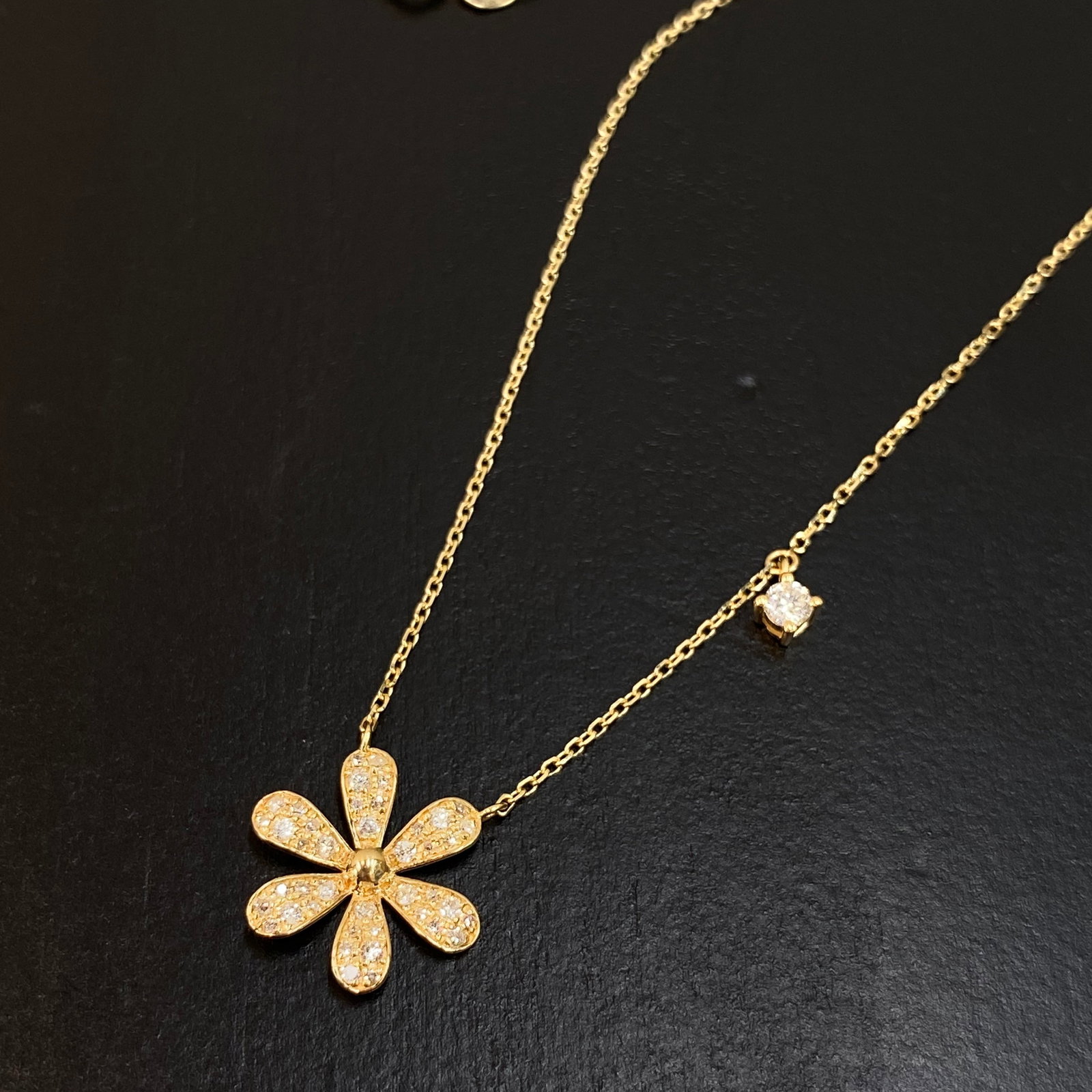 14k Gold 0.3 Ct Natural H Diamond & Flowers Necklace - 3