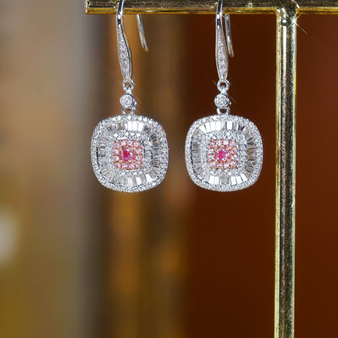 14k Gold 1.00 Ct Natural Color Diamond Earrings: Ref:231106343 // gold content:14k gold // main gemstone:diamond // shape:multiple // carat weight:1. 00ct // clarity grade:vs-si // color:color // treatment:natural // Condition: New Low Estimate: