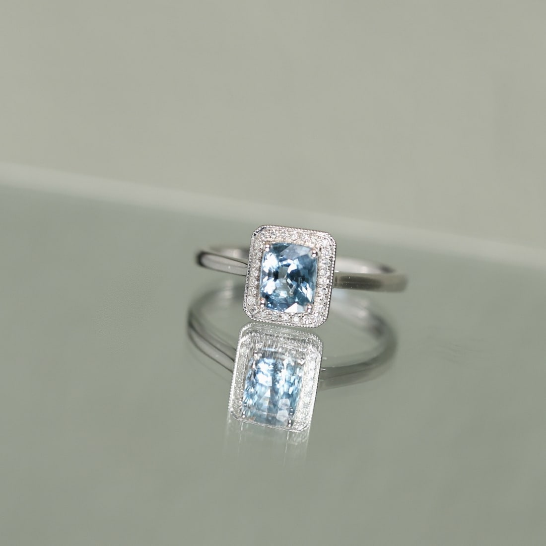 14k Gold 0.88 Ctw Natural Sapphire & Diamond Ring - 8