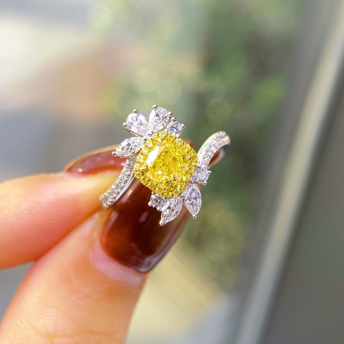 Gia Certified 14k Gold 1.54 Ctw Natural Yellow Diamond & Diamond Ring - 2