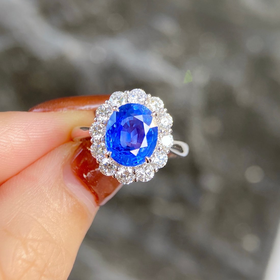 14k Gold 4.90 Ctw Natural Sapphire & Diamond Ring - 2