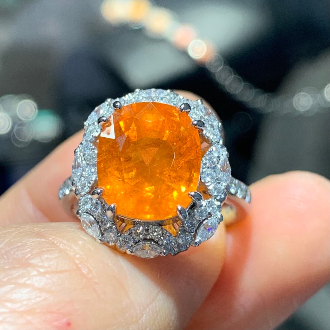 14k Gold 8.64 Ctw Natural Spessartine & Diamond Ring - 5