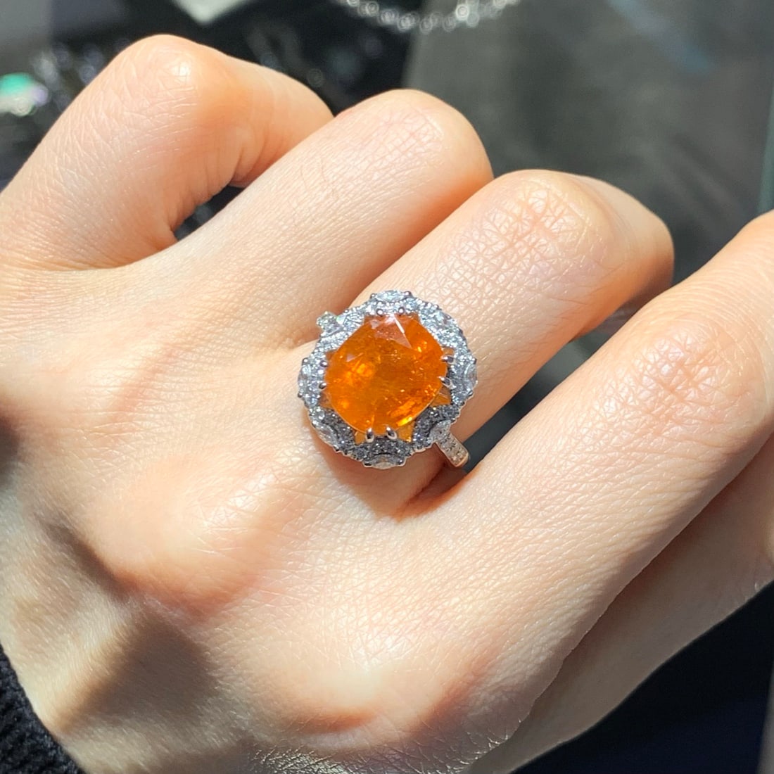 14k Gold 8.64 Ctw Natural Spessartine & Diamond Ring - 9