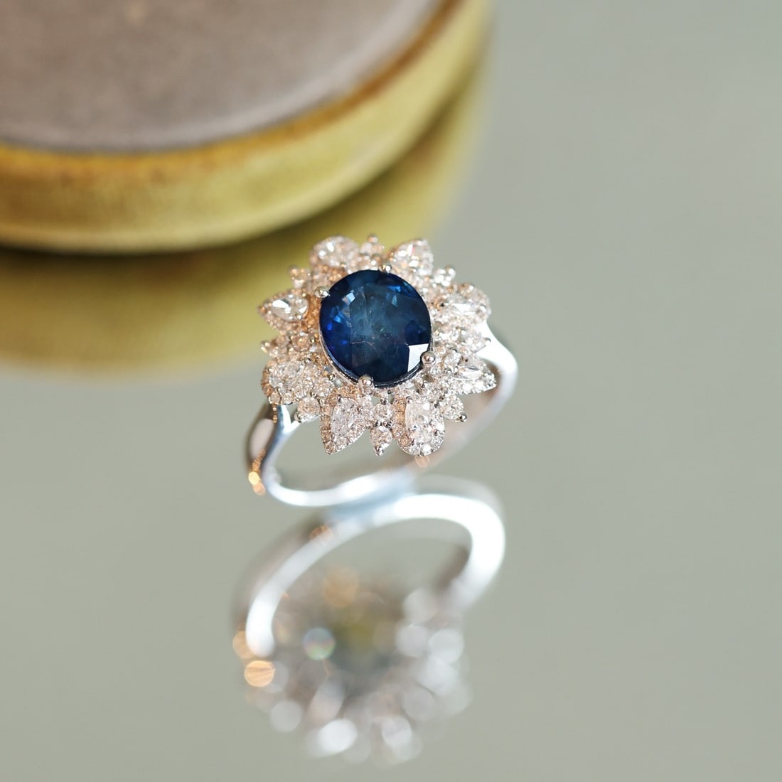 14k Gold 3.60 Ctw Natural Sapphire & Diamond Ring - 4