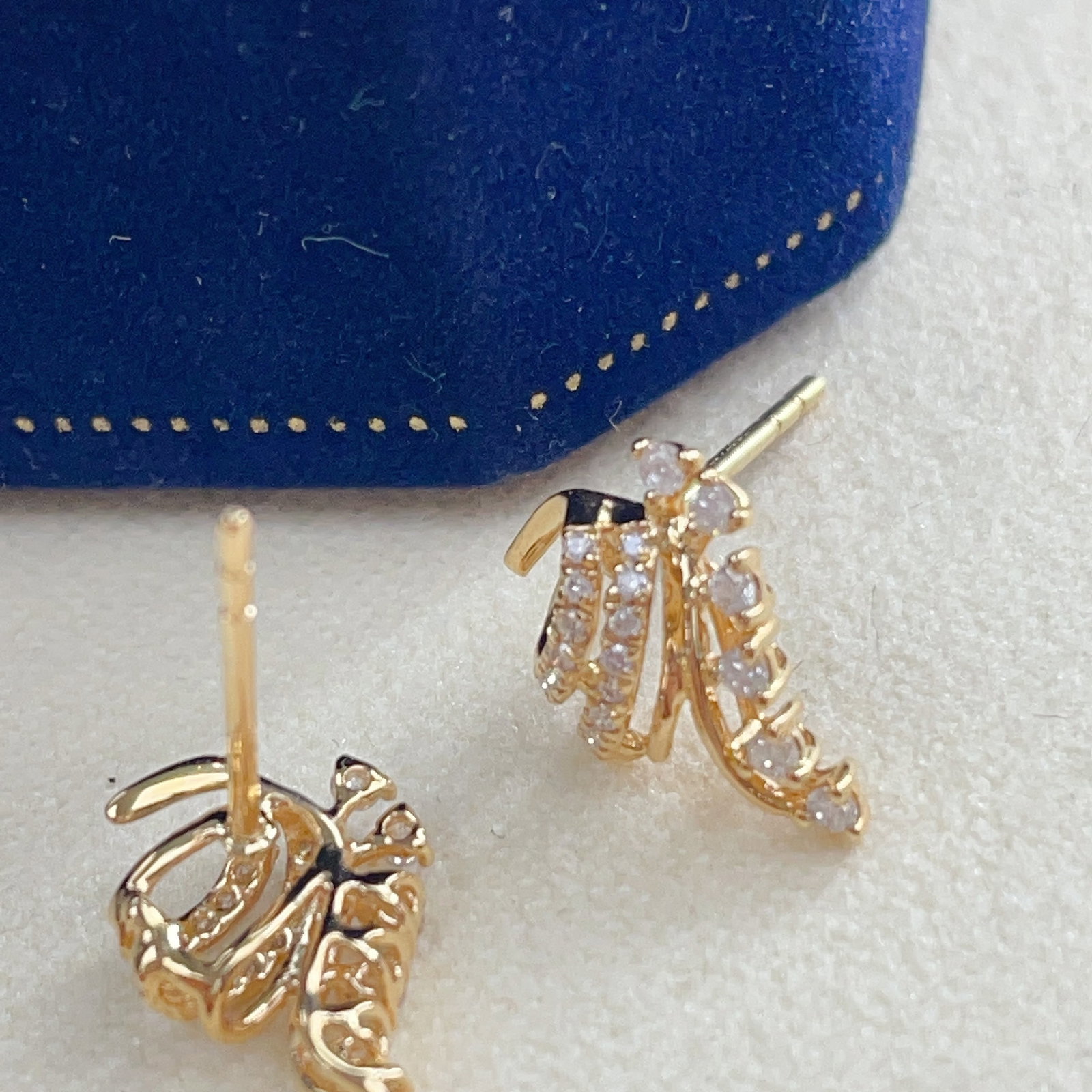 14k Gold 0.26 Ct Natural H Diamond Earrings - 2