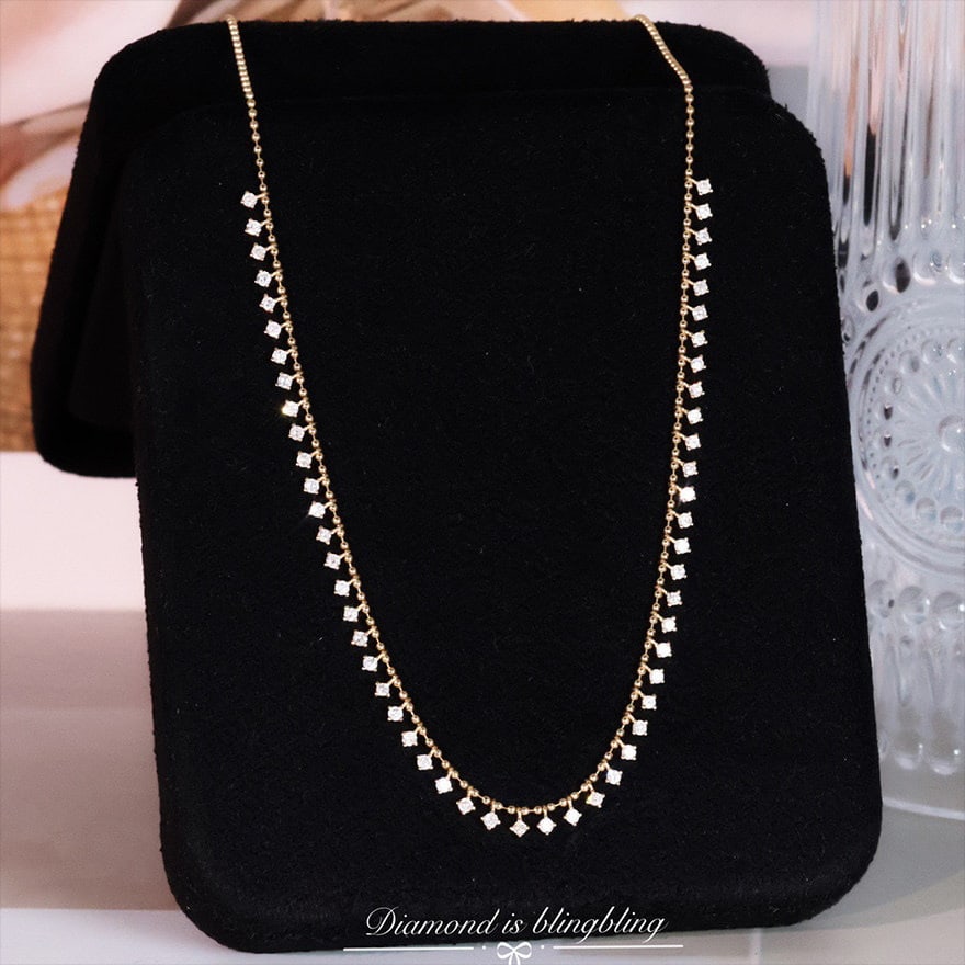 14k Gold 1 Ct Natural H Diamond Necklace: Ref:231107037 // gold content:14k gold // main gemstone:diamond // shape:round // carat weight:1ct // clarity grade:vs-si // color:h // treatment:natural // cut grade:g // High Estimate: 8900 Low