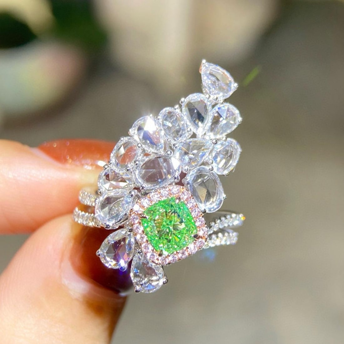 Gia Certified 14k Gold 2.38 Ctw Natural Green Diamond & Diamond Ring: Ref:231107039 // gold content:14k gold // ring size:7. 25us // // main gemstone:green diamond // certified:gia // shape:cushion // carat weight:1. 01ct // clarity grade:si2 // color:green // treatment