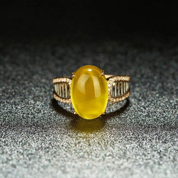 14k Gold 6.1 Ct Natural Prehnite & Diamond Ring: Ref:231107137 // gold content:14k gold // ring size:7. 25us // // main gemstone:prehnite // shape:oval // carat weight:6. 1ct // color:yellow // treatment:natural // // adjacent gemstone 2 : diamond