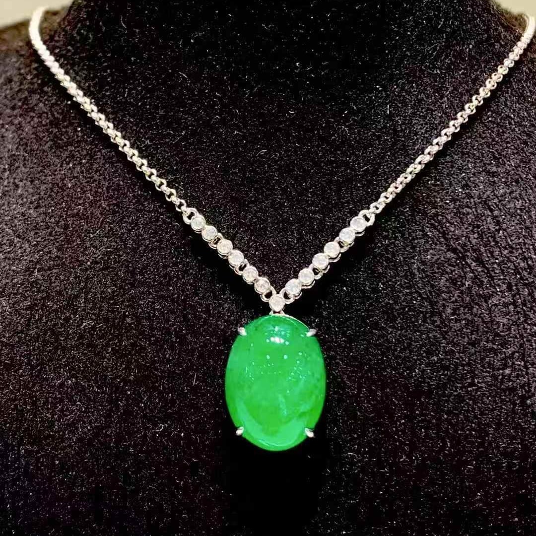 14k Gold 8.1 Ct Natural Emerald & Diamond Necklace - 4
