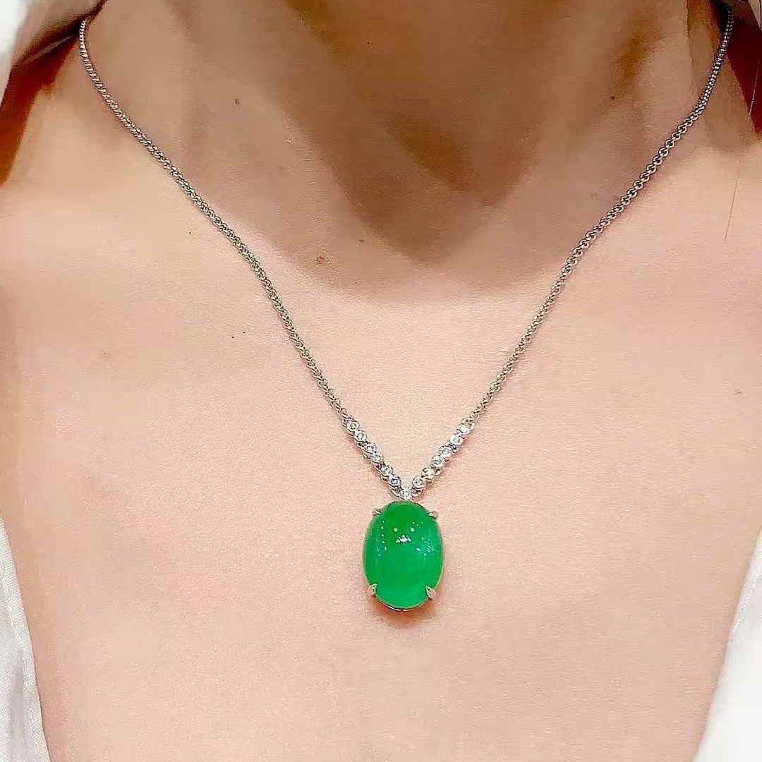 14k Gold 8.1 Ct Natural Emerald & Diamond Necklace - 6