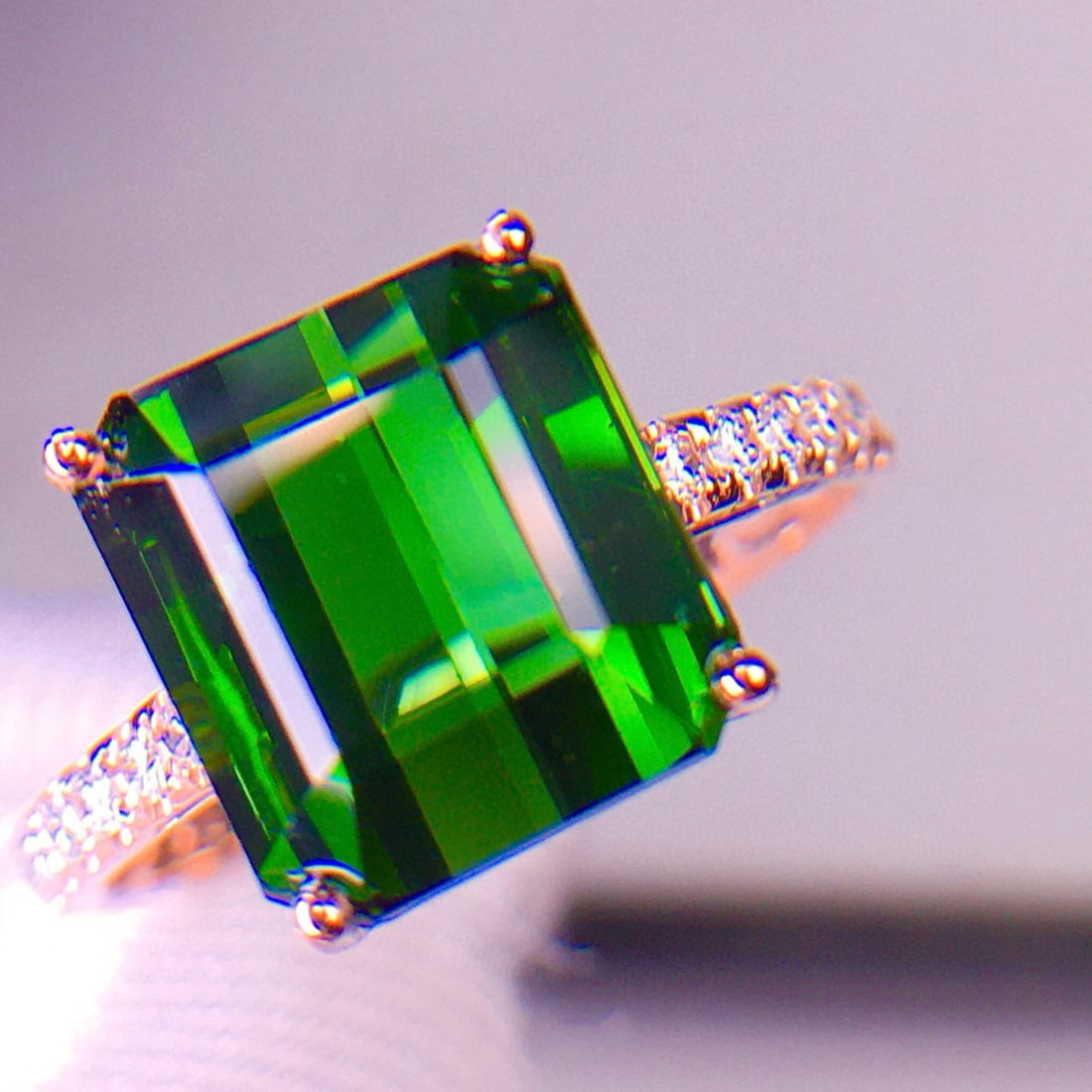 14k Gold 5.5 Ct Natural Tourmaline & Diamond Ring: Ref:231107174 // gold content:14k gold // ring size:7. 25us // // main gemstone:tourmaline // shape:octagonal // carat weight:5. 5ct // color:green // treatment:natural // // adjacent gemstone 2 :