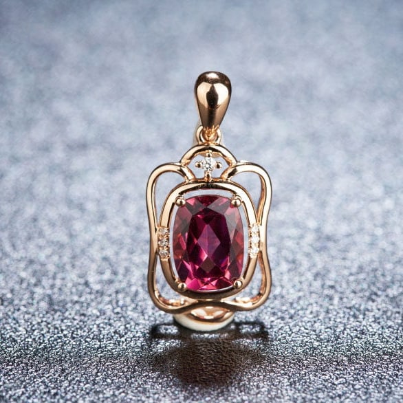 14k Gold 1.33 Ct Natural Tourmaline & Diamond Pendant( Without Chain ): Ref:231107176 // gold content:14k gold // main gemstone:tourmaline // shape:cushion // carat weight:1. 33ct // color:red // treatment:natural // // adjacent gemstone 2 : diamond // shape:round // clar
